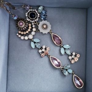 Parisian belle necklace